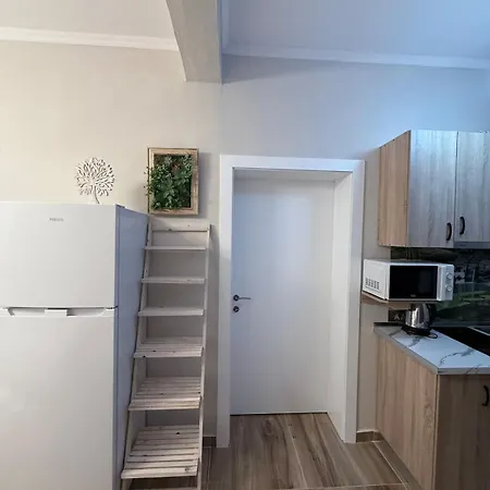 Elia 3 Boulevard * טיראנה