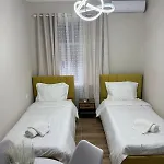 Elia 3 Boulevard Apartmán
