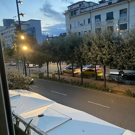 Elia 3 Boulevard Apartmán